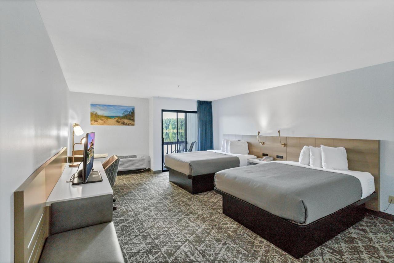 Waterbird Lakeside Inn Chesterton Bagian luar foto